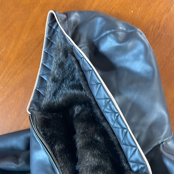 Roaman’s Faux Fur and Leather Winter Coat Black with tan accents 1X - Picture 5 of 7